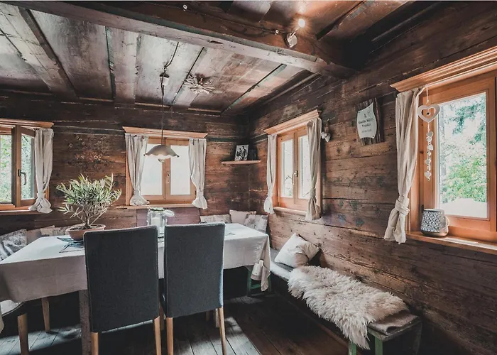 Knottn Huettl, St. Pankraz/Ulten, Naehe Meran
